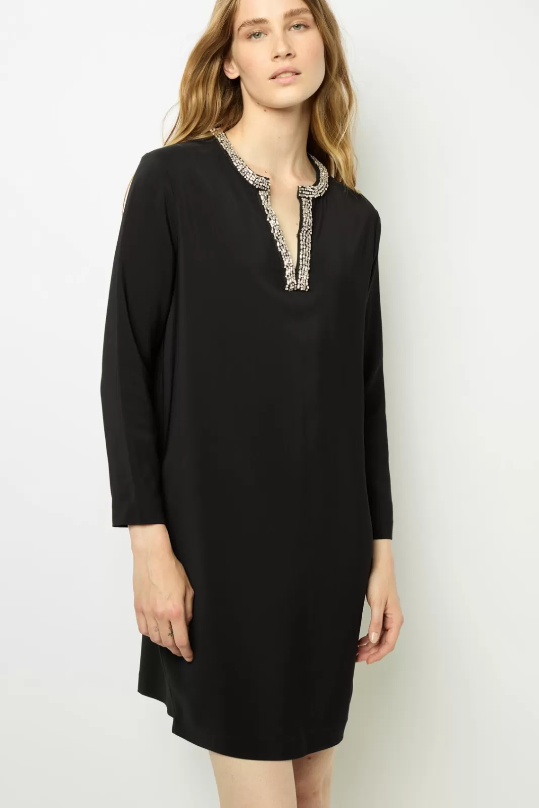 Gerard Darel Robe courte au col bijou - STERNA